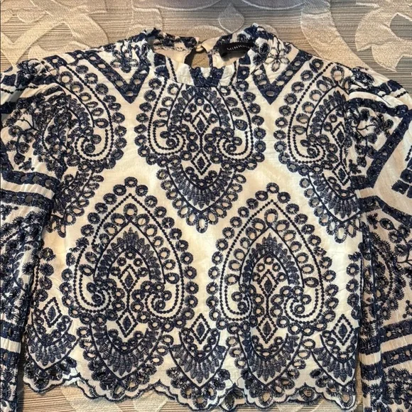 MINKPINK Emilee Anglaise 2 Piece short set sz XS - Picture 4 of 6